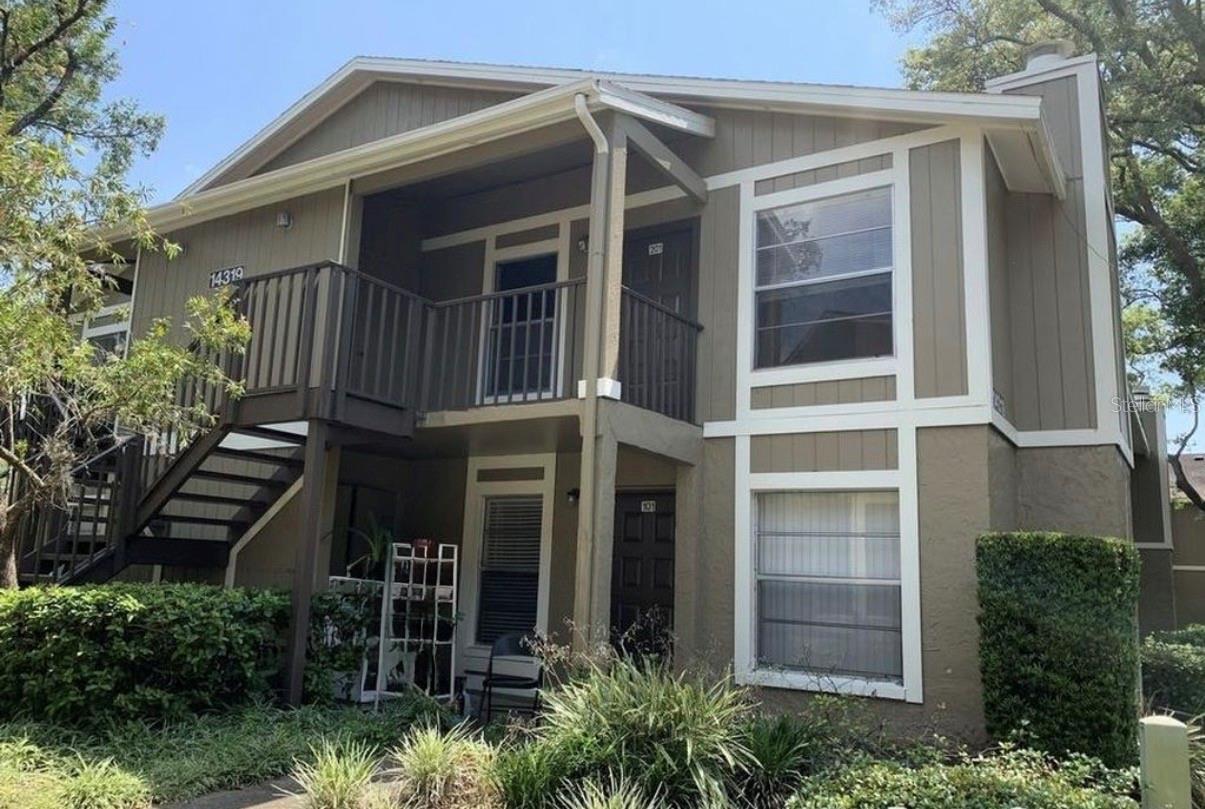 Discover comfortable living in this inviting 2-bedroom, 2-bathroom condo in Tampa! Featuring beautiful volume ceilings that create an open, airy feel, a cozy fireplace, and laminate flooring throughout, this home offers both style and easy maintenance. Enjoy the added convenience of a community pool, perfect for relaxing and cooling off on warm Florida days. Ideally located near the University of South Florida (USF), shopping, dining, and everyday conveniences, this condo is a great place to call home. Don't miss the opportunity to enjoy comfortable living in a convenient Tampa location!