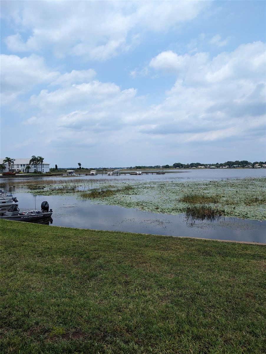 DEEANN LAKEFRONT ESTATES - Residential