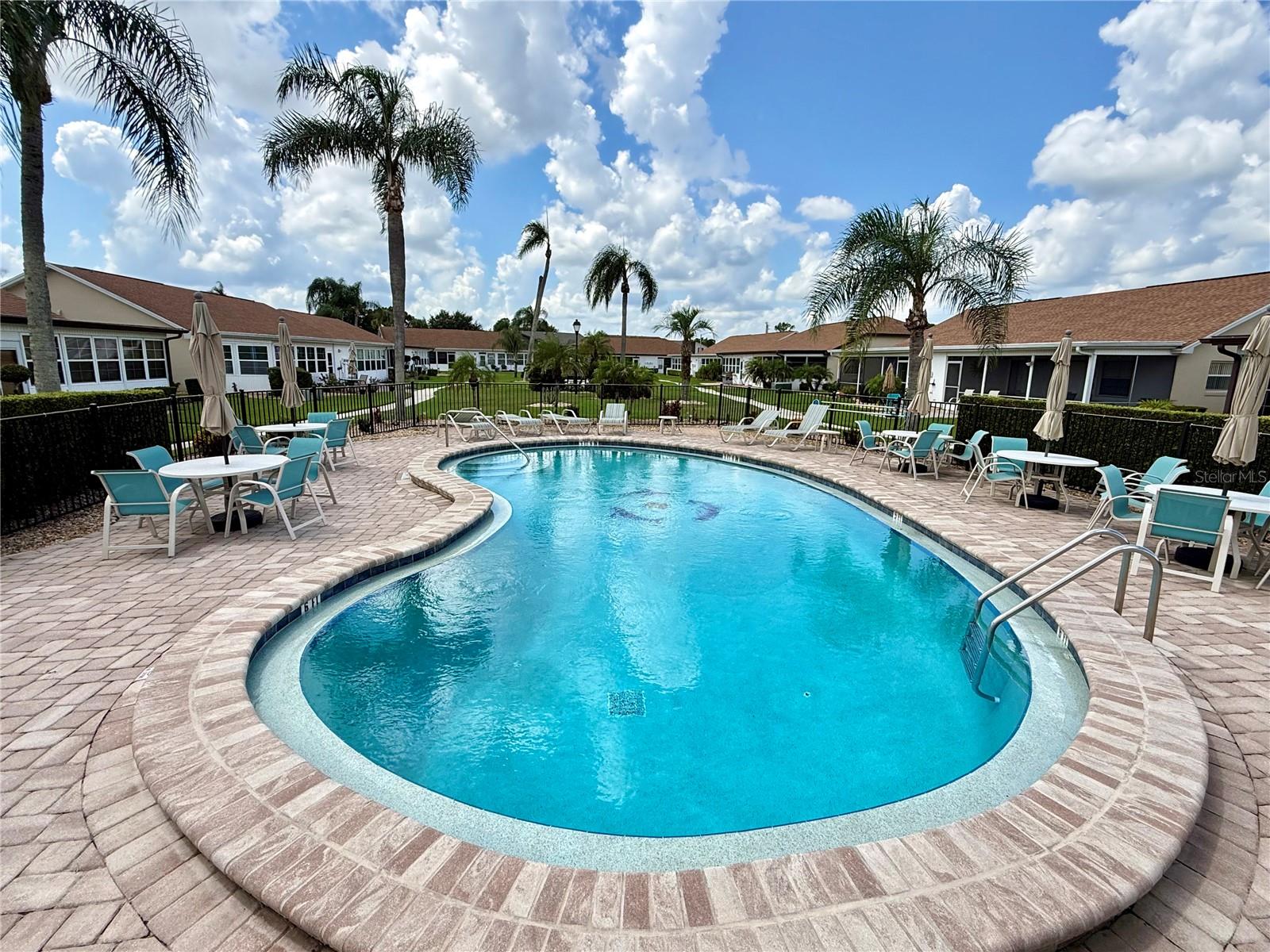 SUN N LAKE - Residential