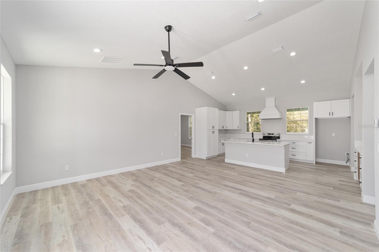WILLISTON HYLNDS GOLF & C CLUB ESTATE - Residential