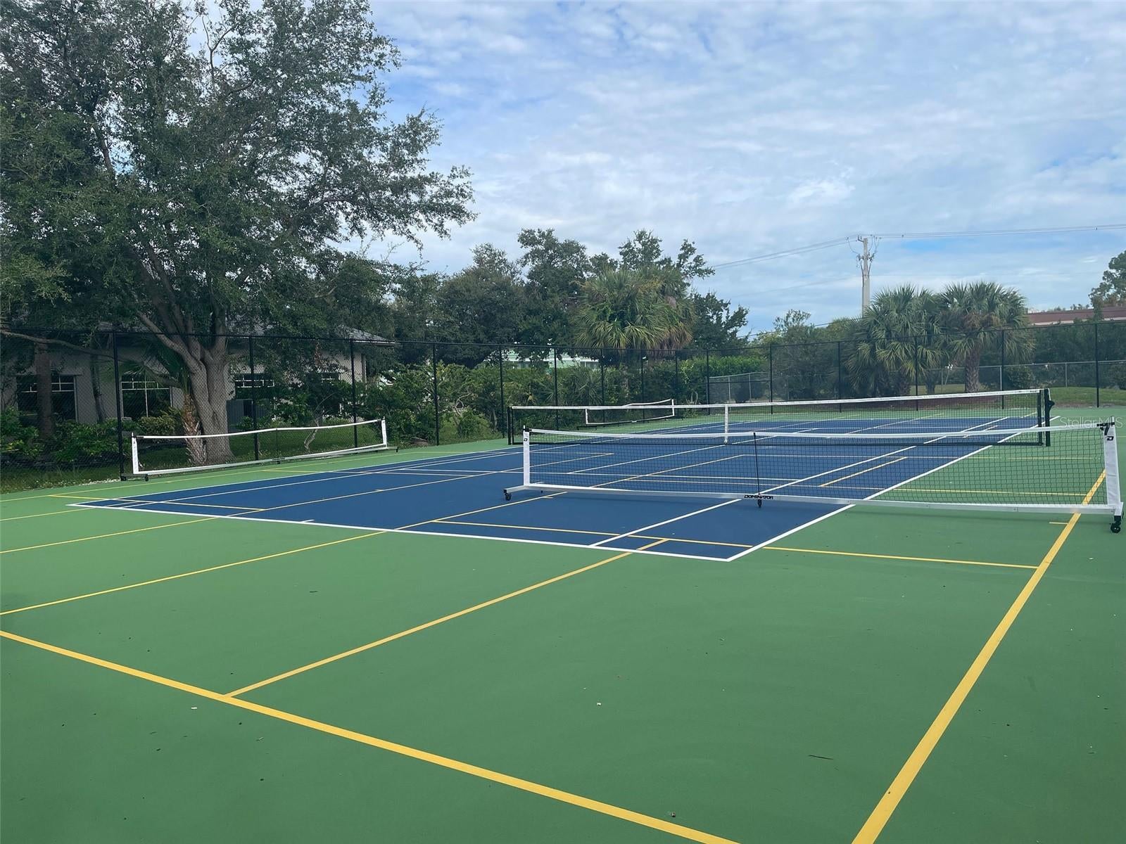 PROMENADES WEST CONDO - Residential