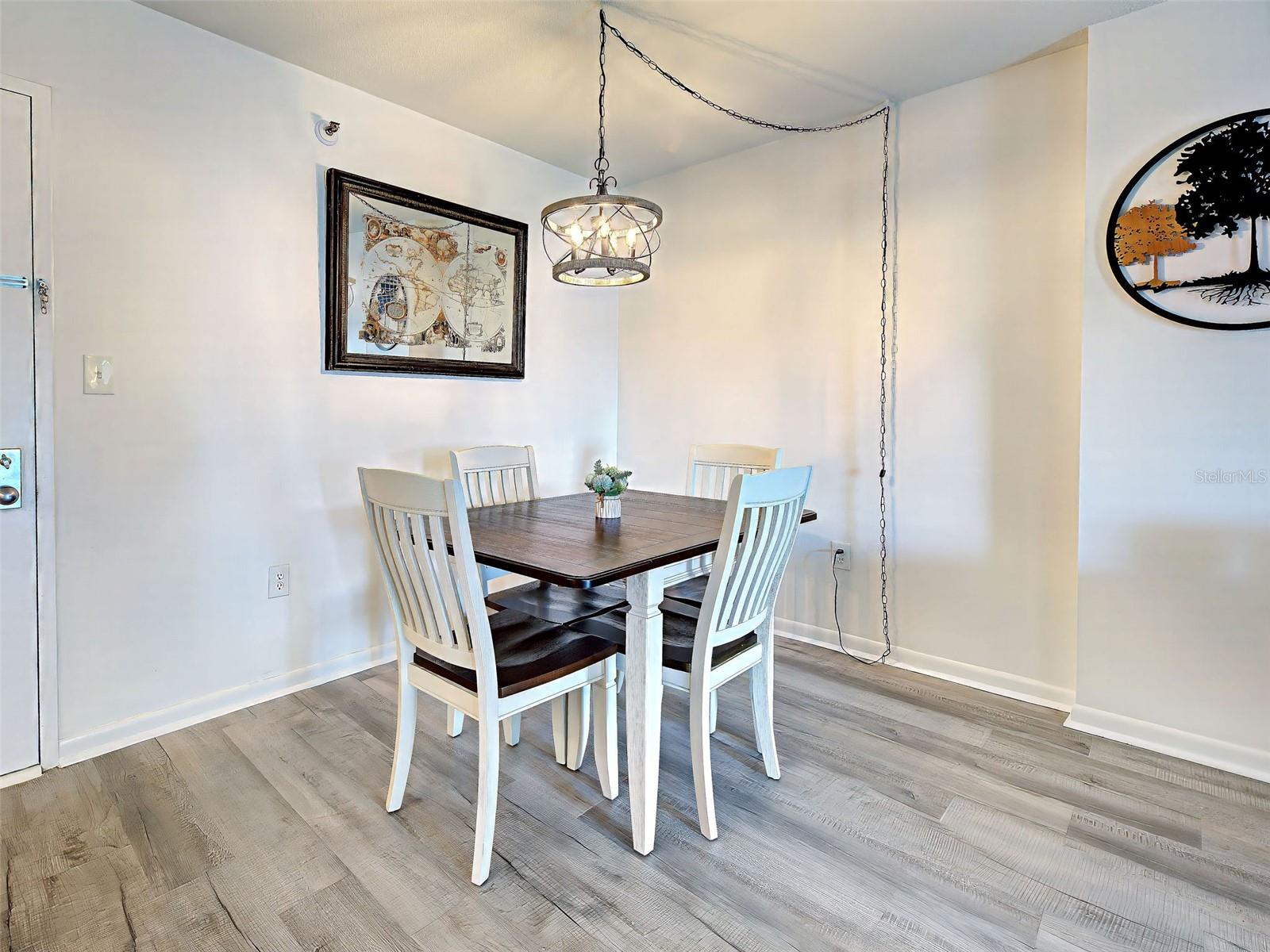 PROMENADES WEST CONDO - Residential