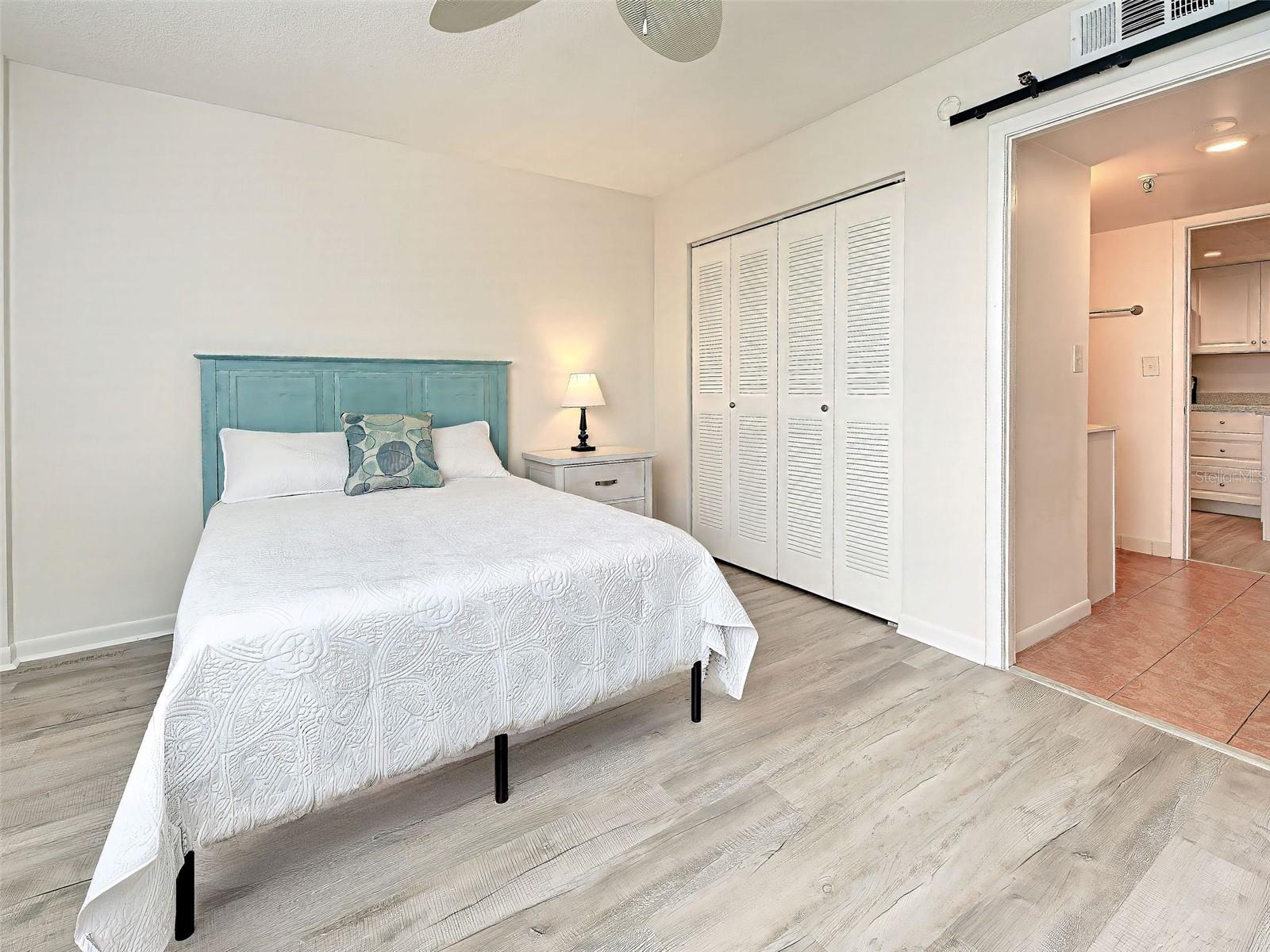 PROMENADES WEST CONDO - Residential