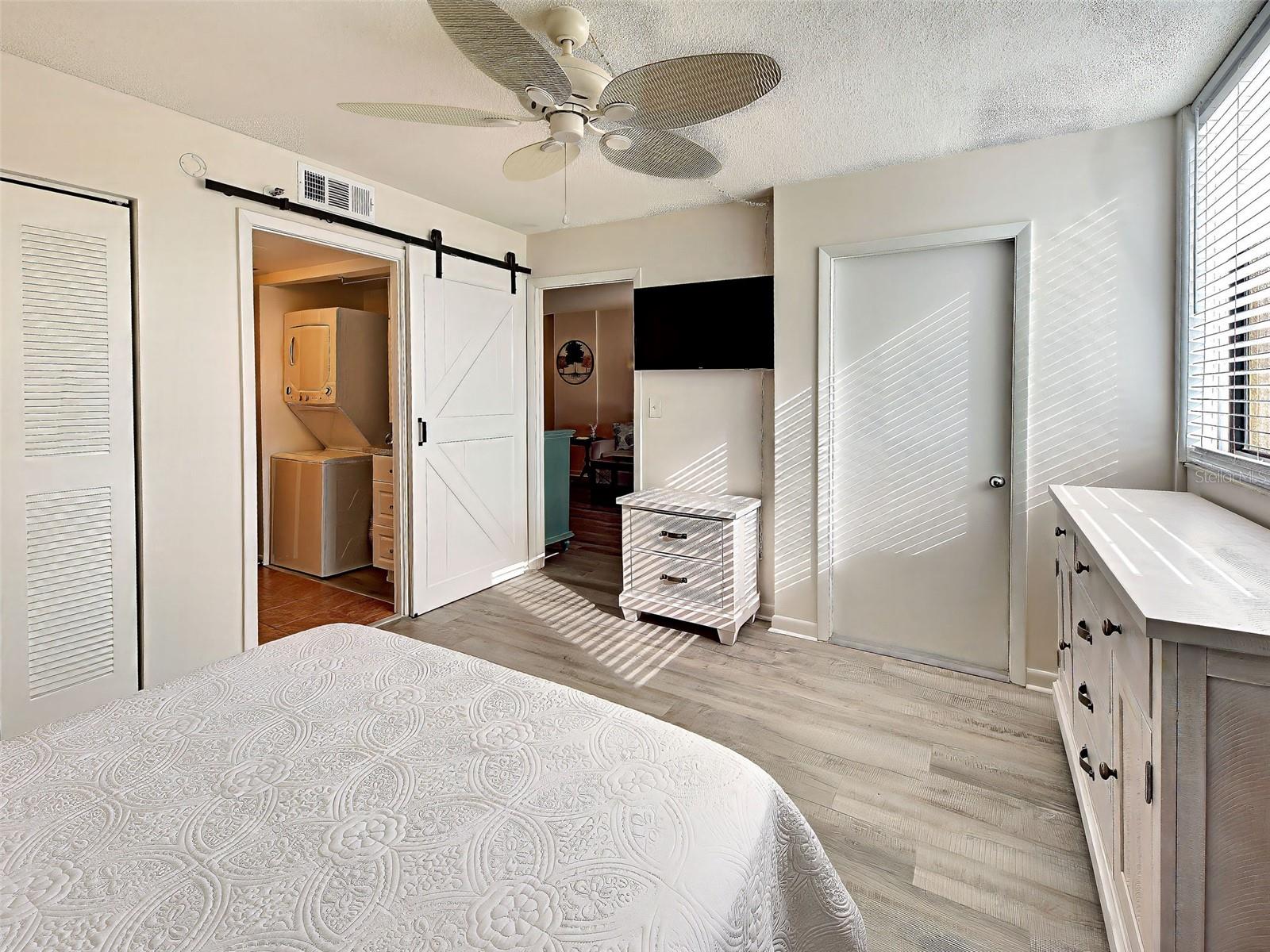PROMENADES WEST CONDO - Residential