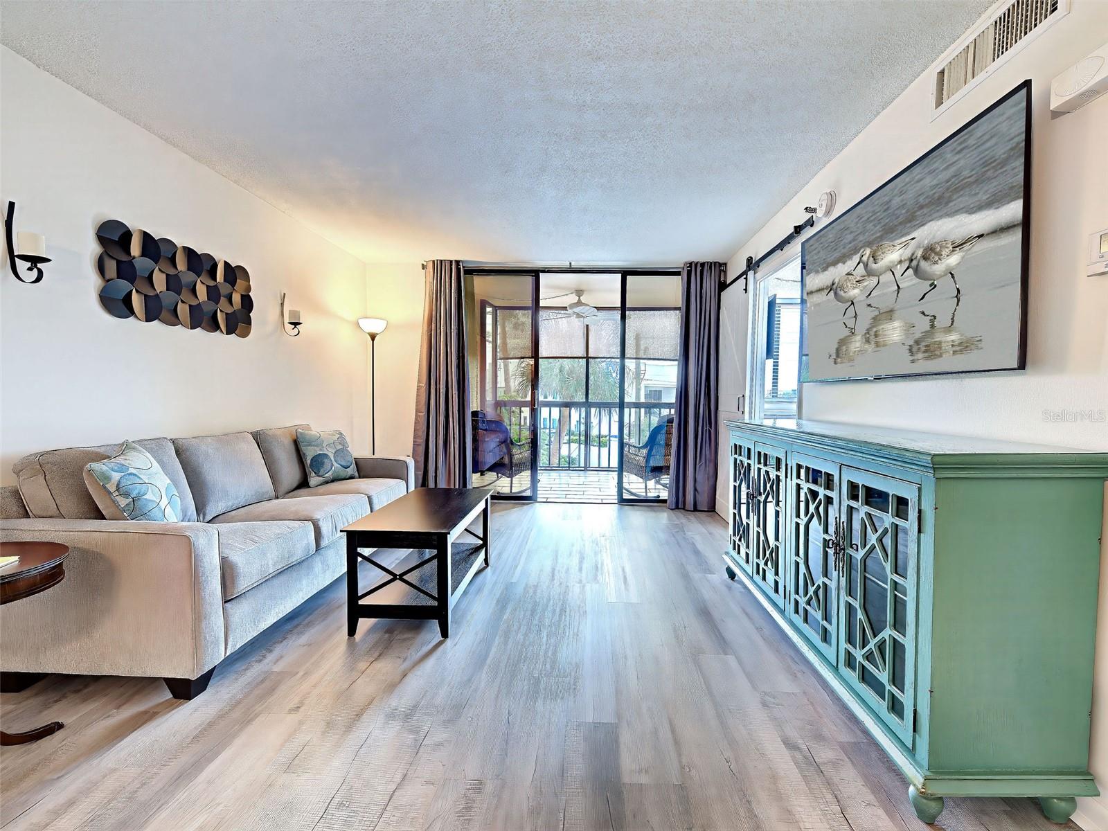 PROMENADES WEST CONDO - Residential