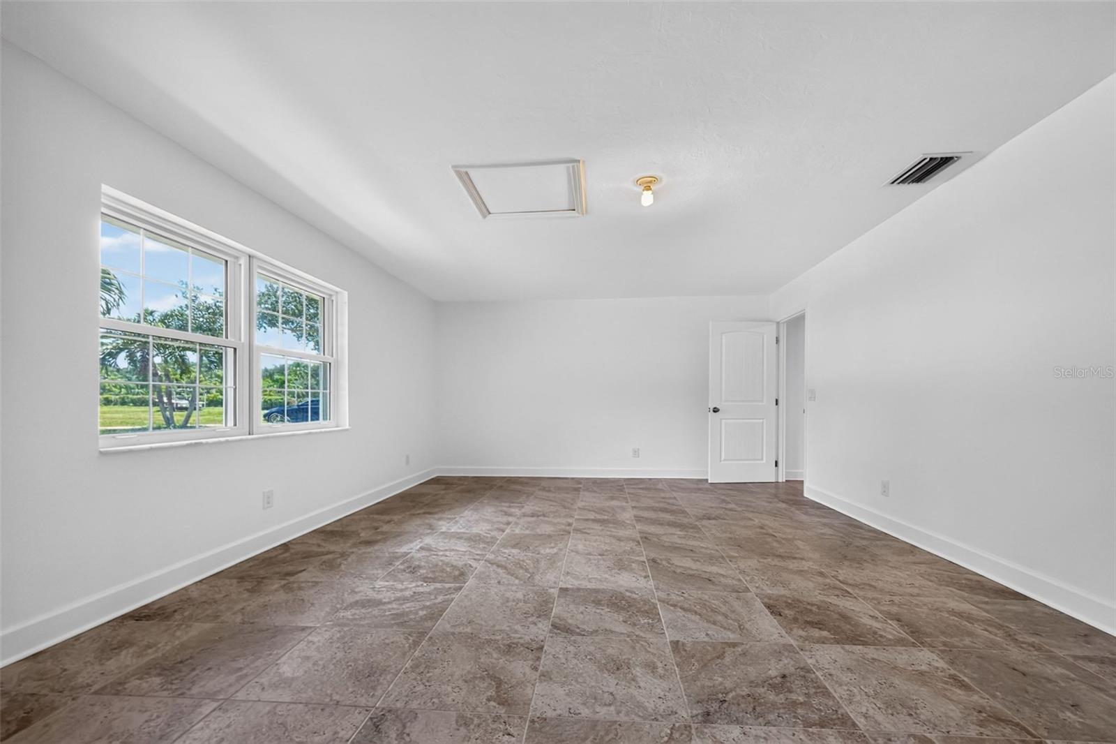 ENGLEWOOD GARDENS - Residential