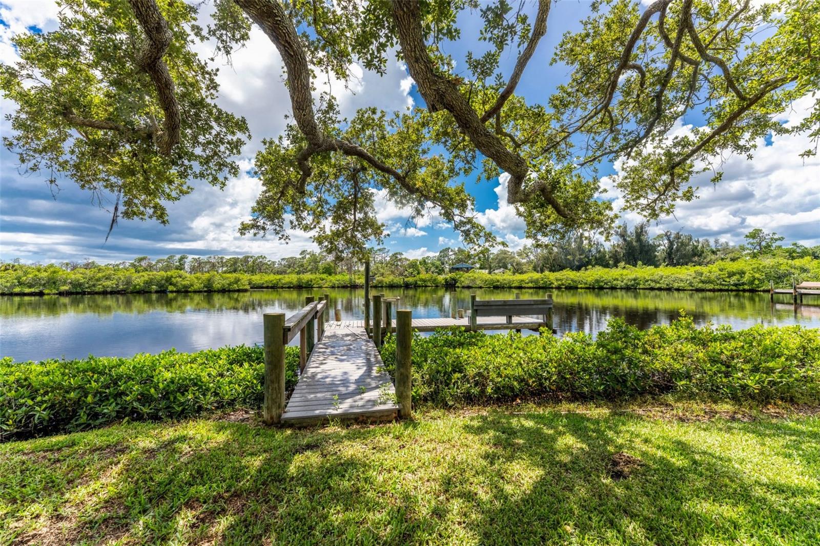 ENGLEWOOD GARDENS - Residential
