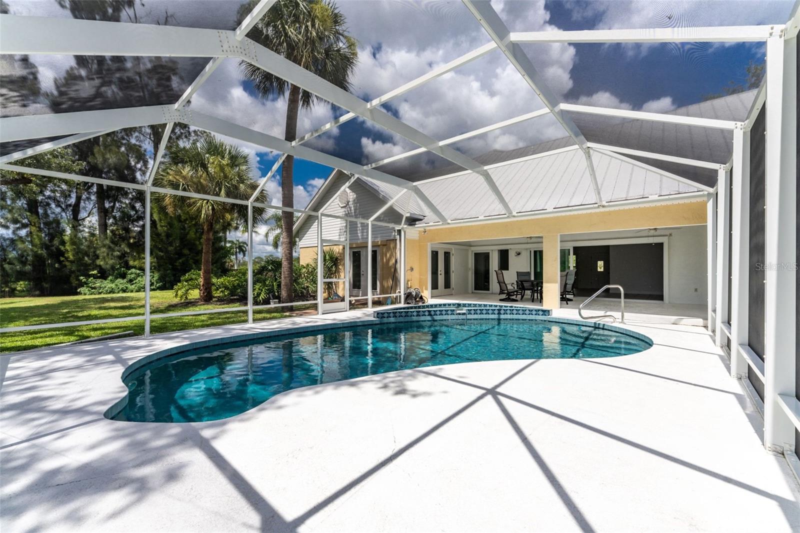 ENGLEWOOD GARDENS - Residential