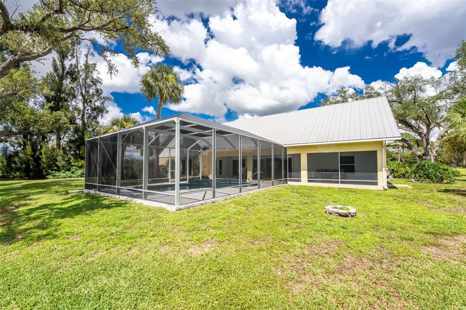 ENGLEWOOD GARDENS - Residential