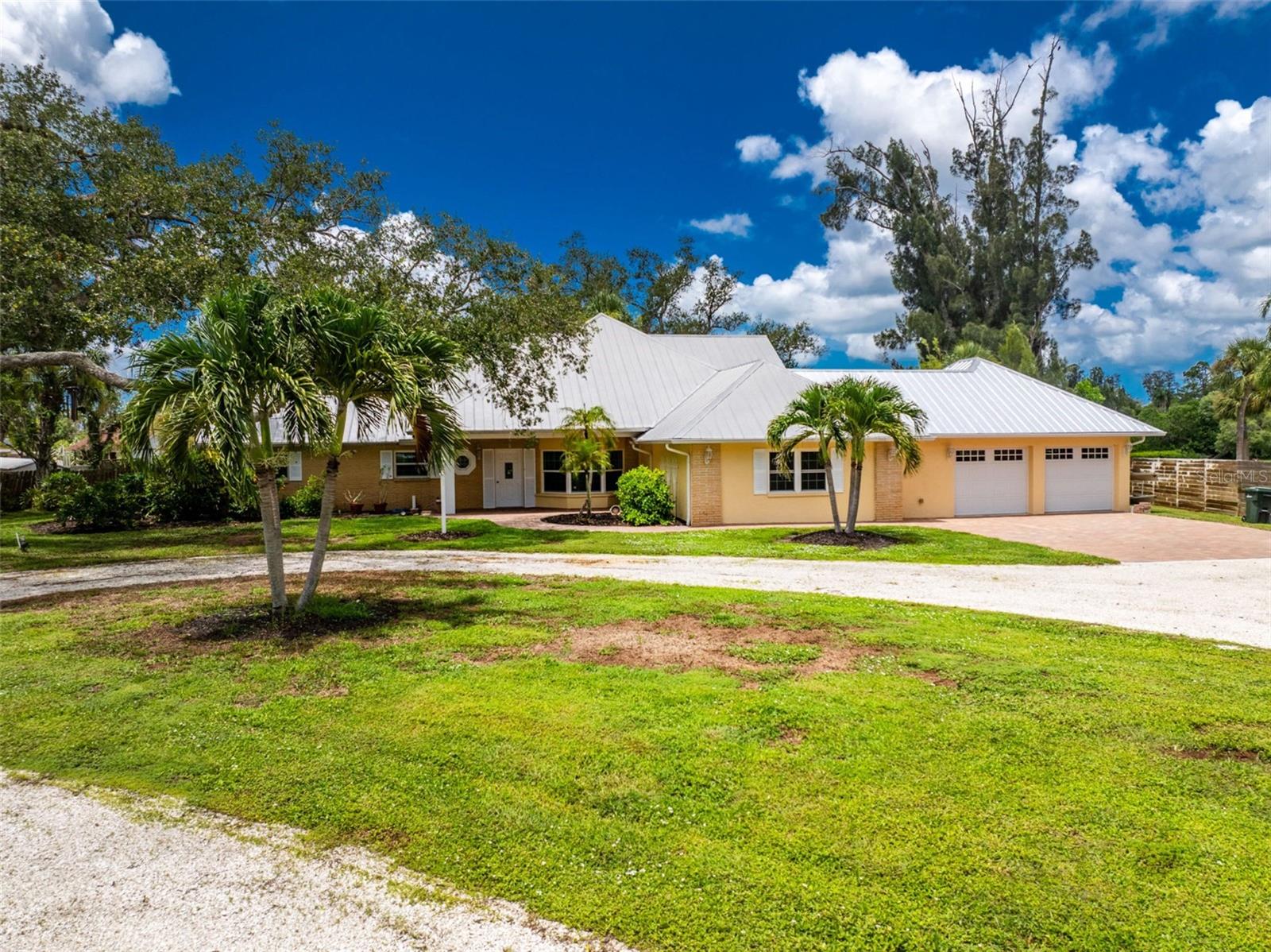 ENGLEWOOD GARDENS - Residential