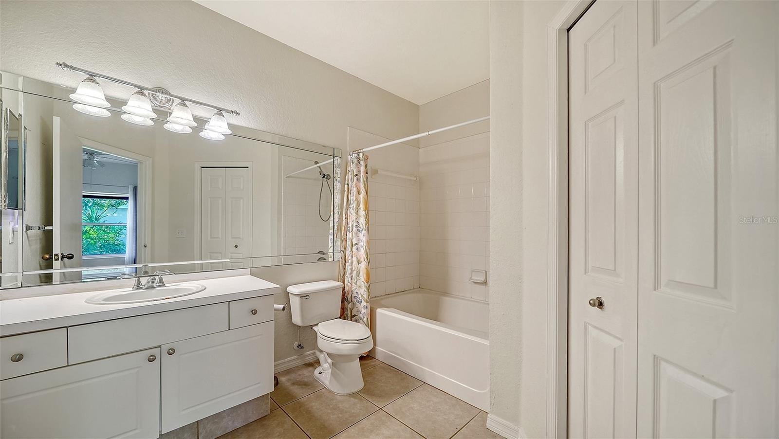 SERENADE ON PALMER RANCH - Residential