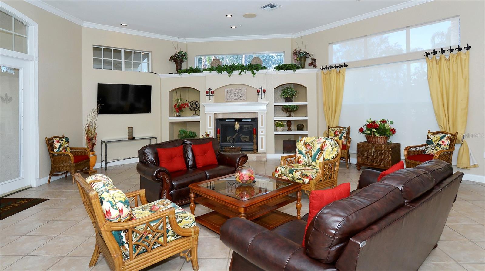 SERENADE ON PALMER RANCH - Residential