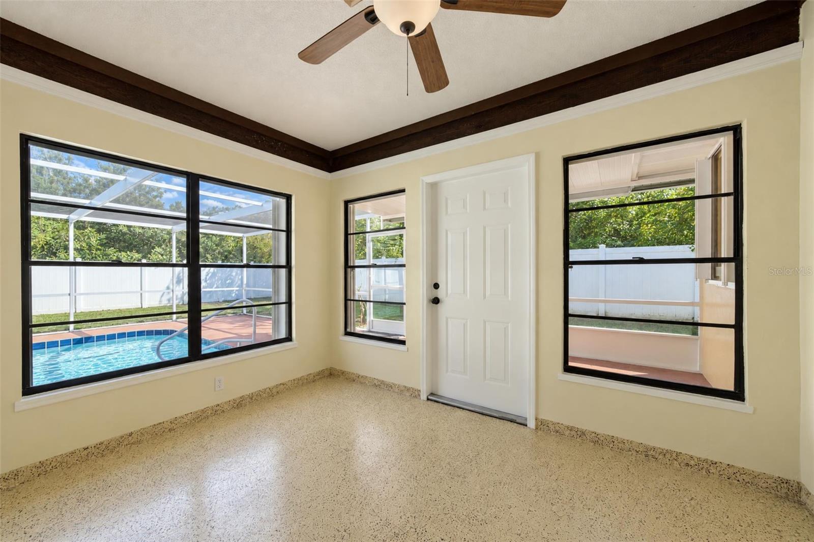 SEB CTRY EST/SEB HILLS AREA - Residential