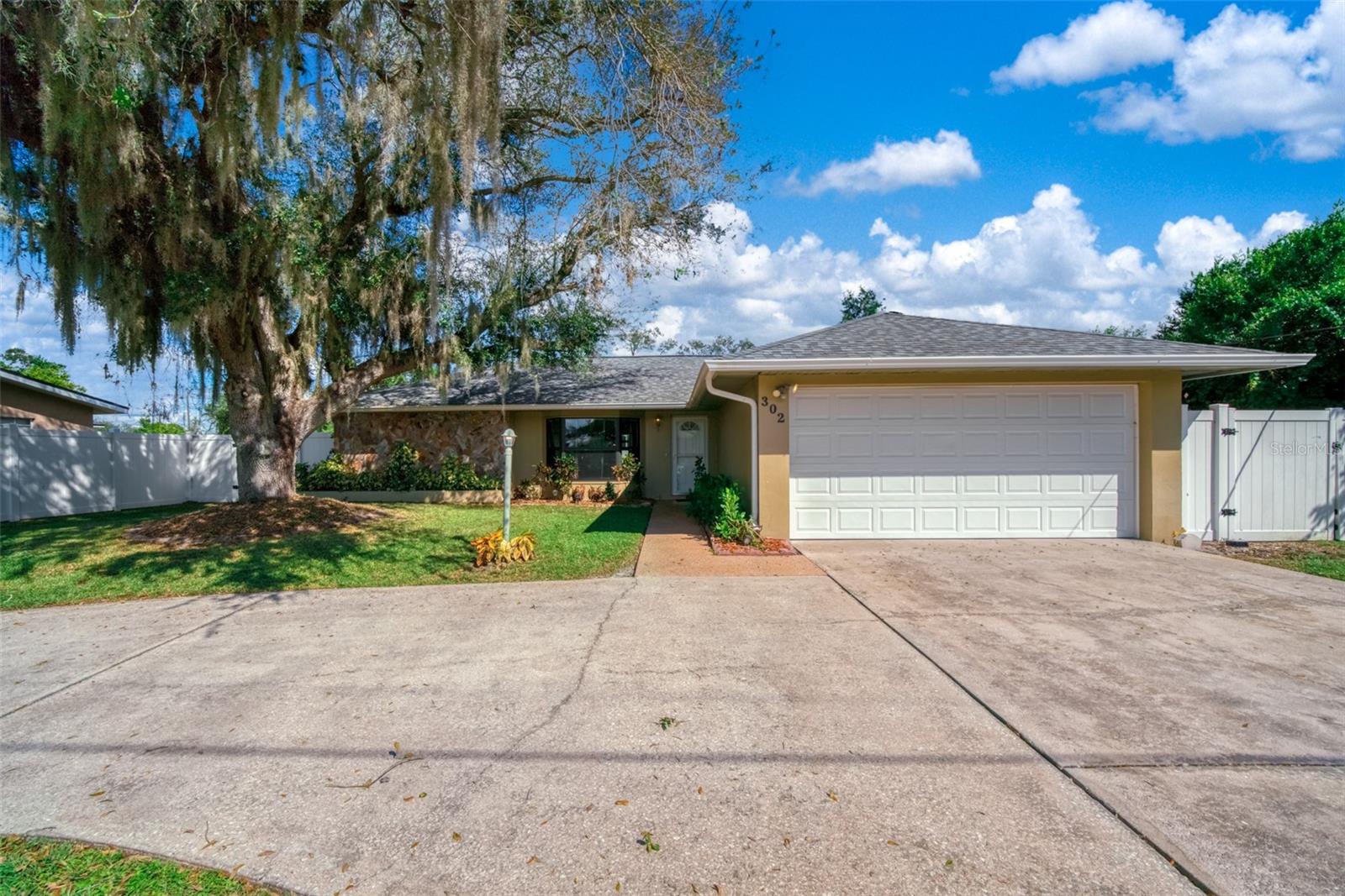 SEB CTRY EST/SEB HILLS AREA - Residential