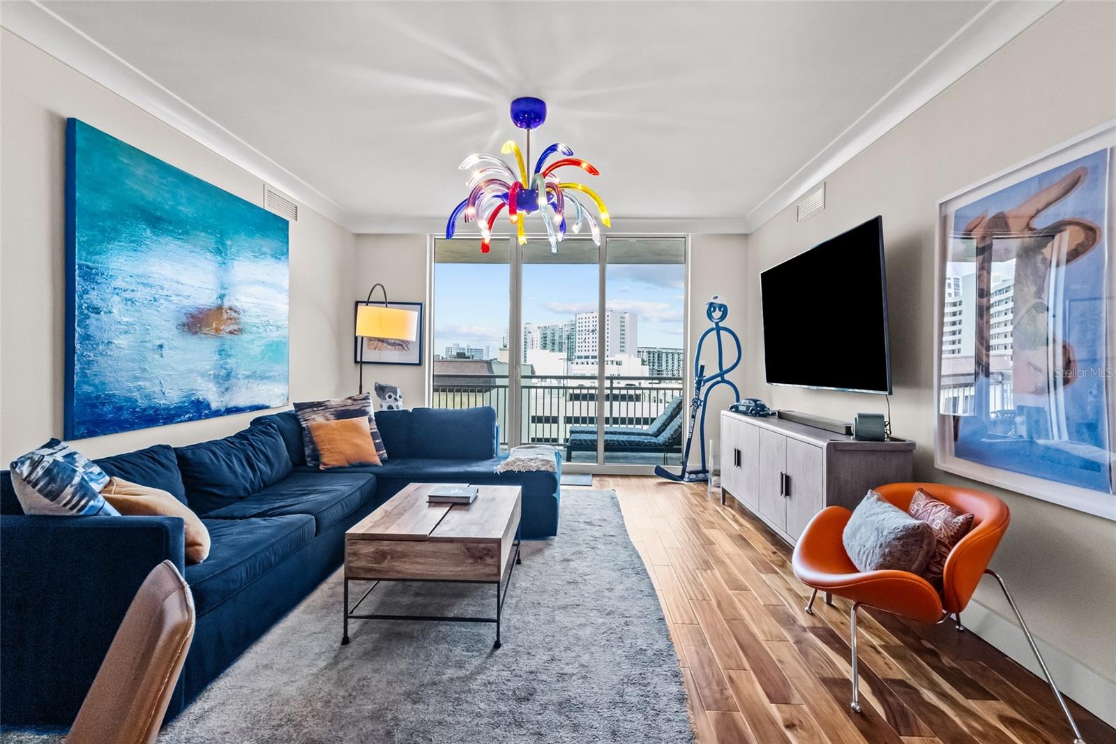 1350 MAIN RESIDENTIAL - Residential
