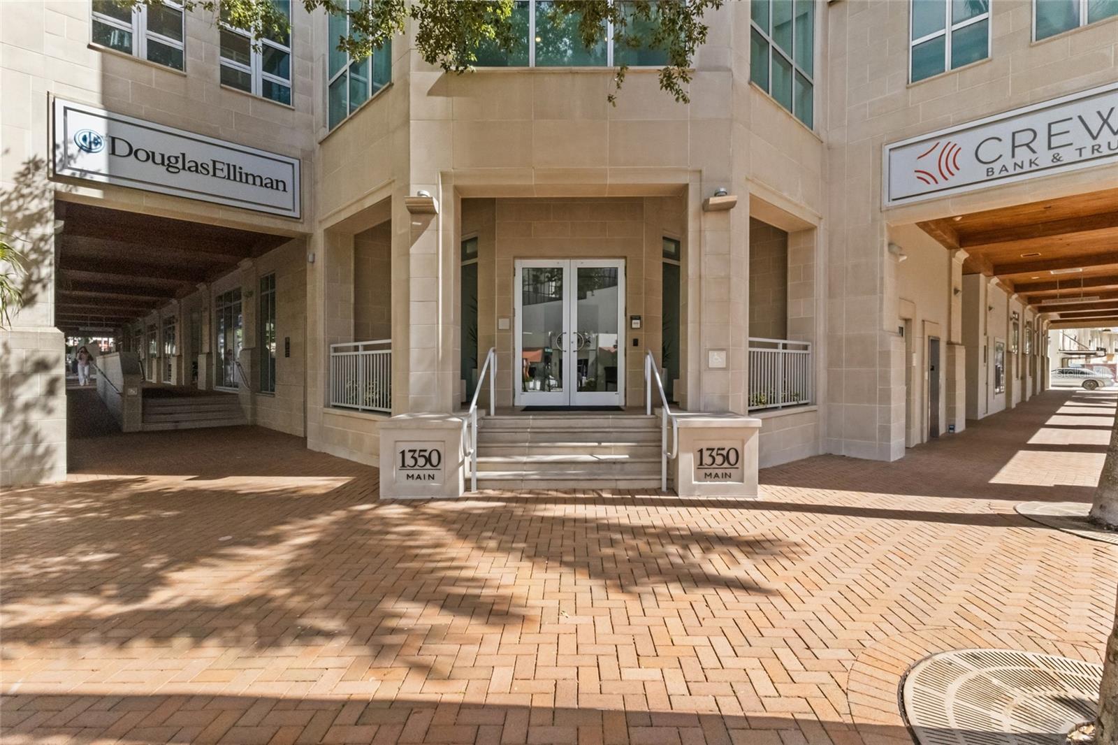 1350 MAIN RESIDENTIAL - Residential