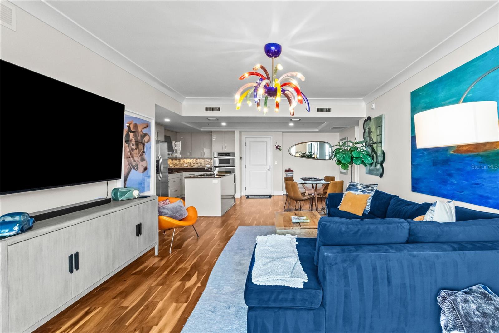 1350 MAIN RESIDENTIAL - Residential