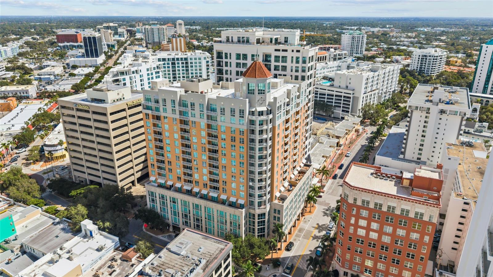 1350 MAIN RESIDENTIAL - Residential