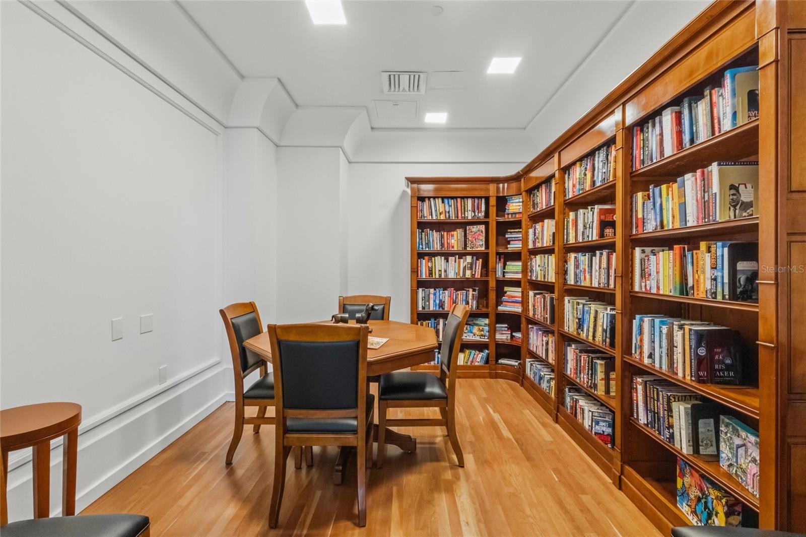 1350 MAIN RESIDENTIAL - Residential