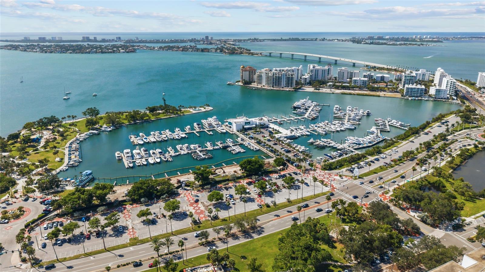 1350 MAIN RESIDENTIAL - Residential