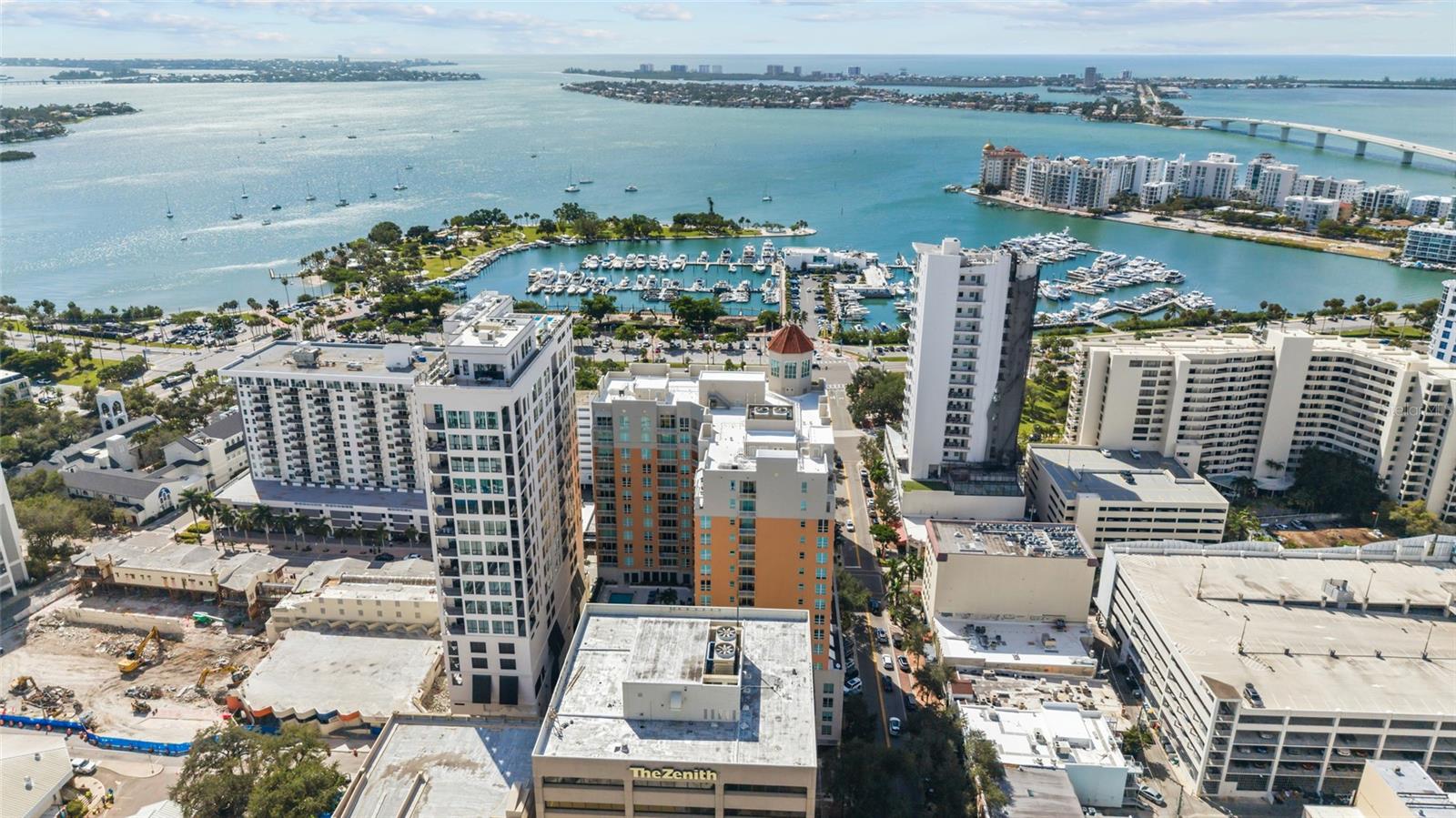 1350 MAIN RESIDENTIAL - Residential
