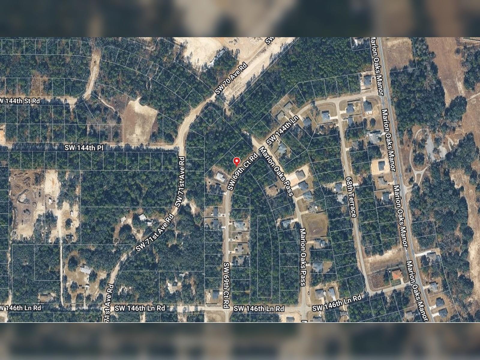 MARION OAKS - Land
