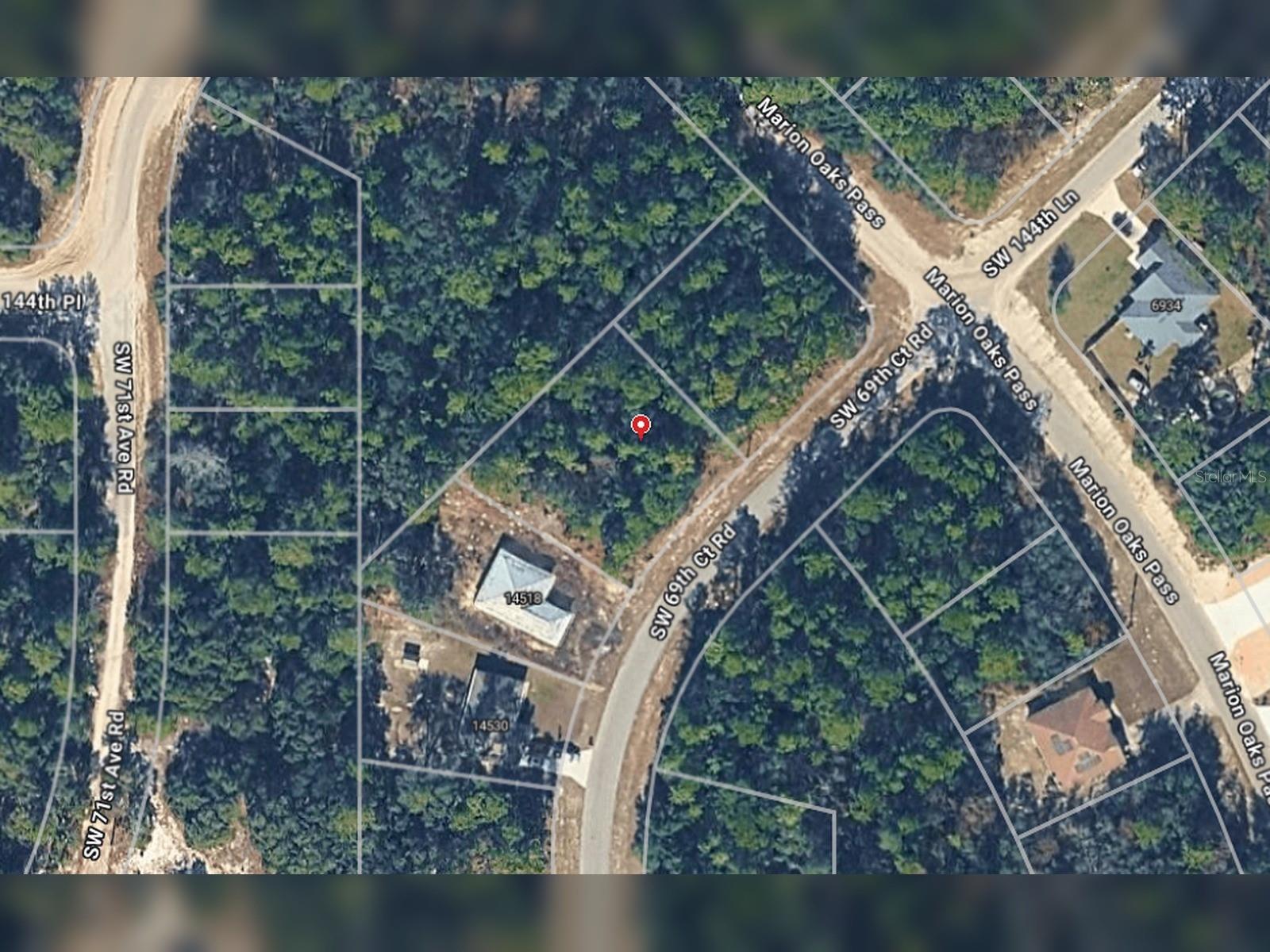 MARION OAKS - Land