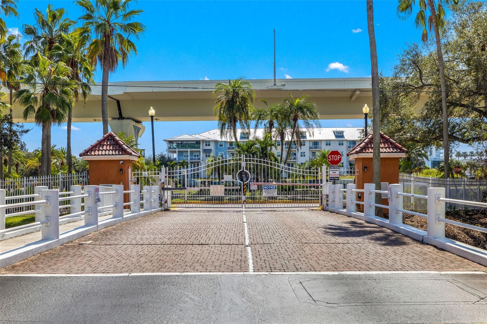 CULBREATH KEY BAYSIDE CONDOMIN - Residential