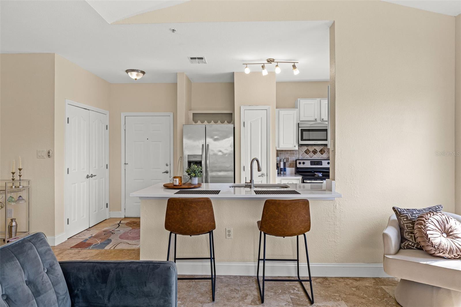 CULBREATH KEY BAYSIDE CONDOMIN - Residential