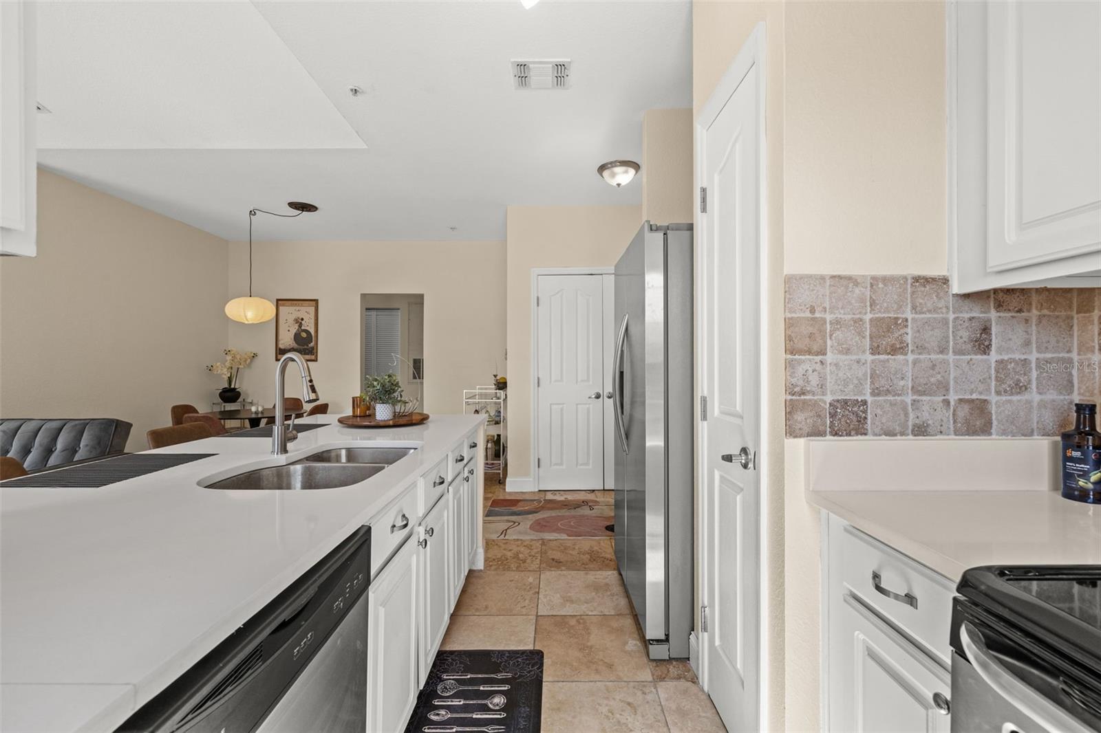 CULBREATH KEY BAYSIDE CONDOMIN - Residential