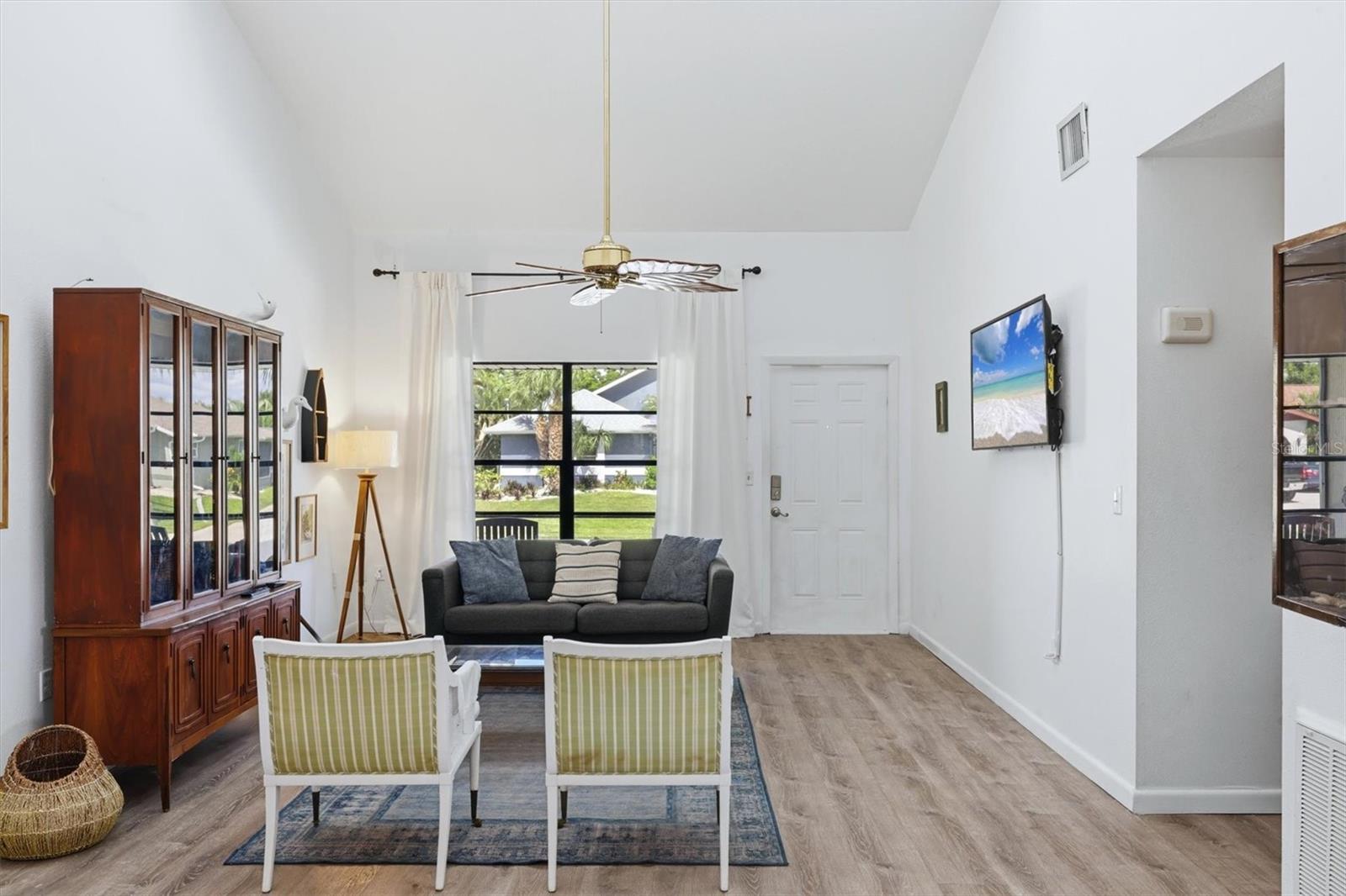 ROTONDA WEST PEBBLE BEACH - Residential