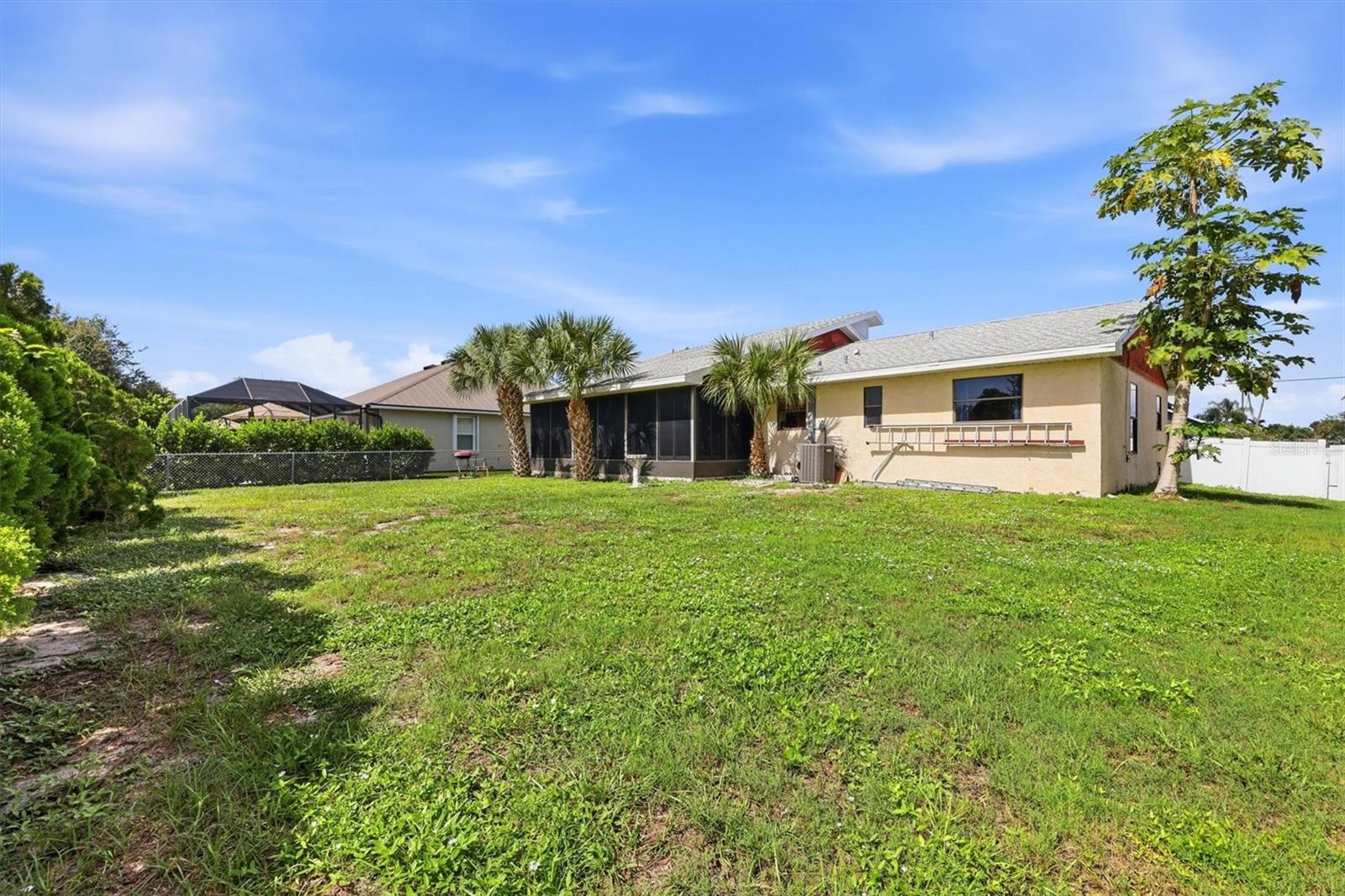 ROTONDA WEST PEBBLE BEACH - Residential