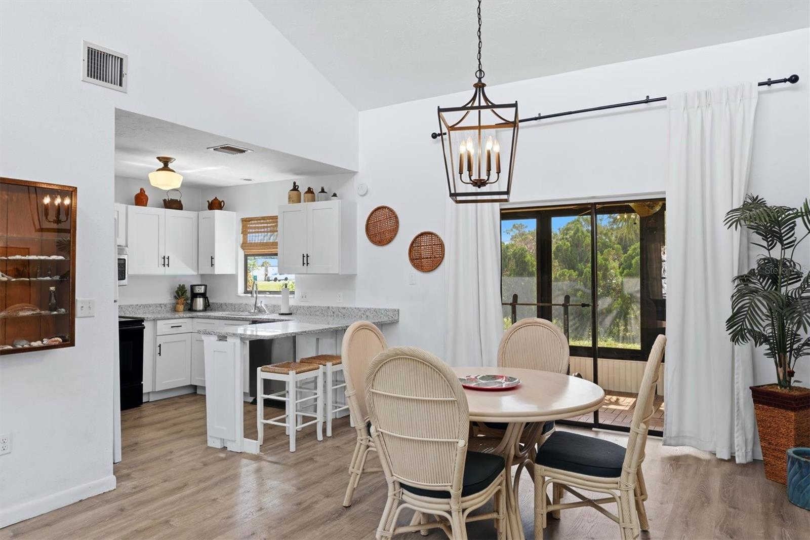 ROTONDA WEST PEBBLE BEACH - Residential