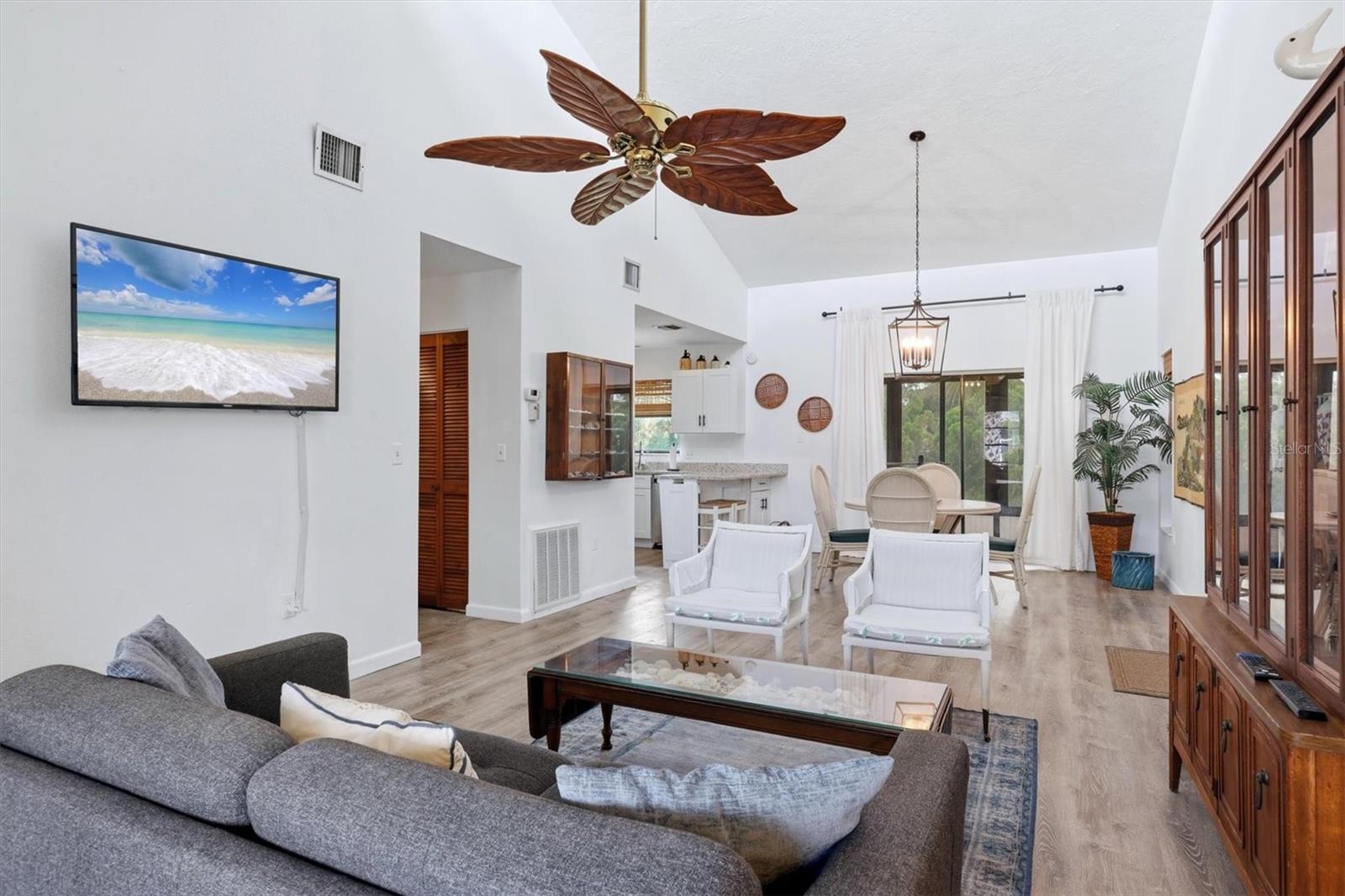 ROTONDA WEST PEBBLE BEACH - Residential