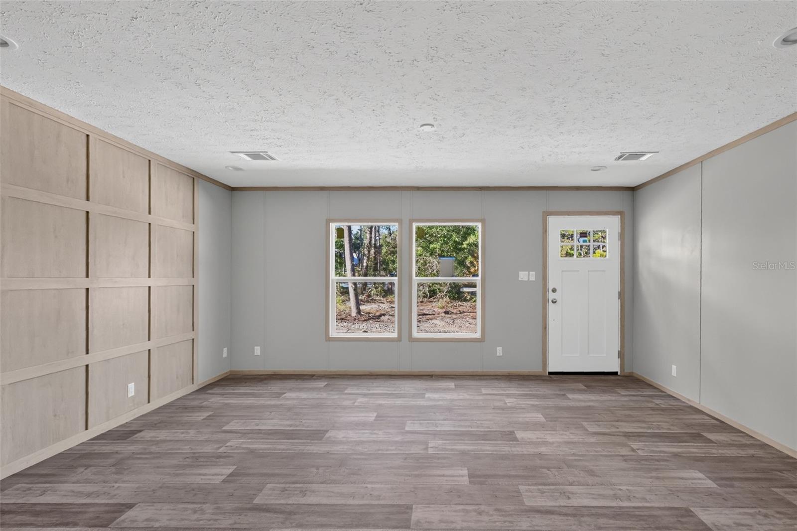 WILLISTON HIGHLANDS - Residential