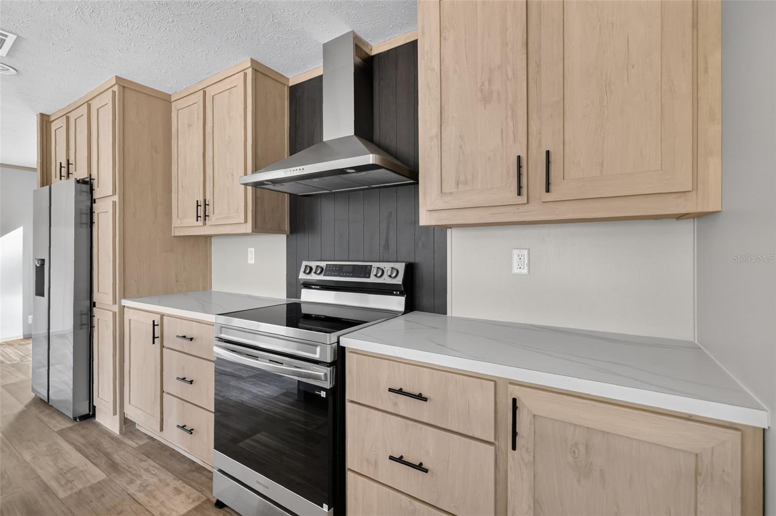WILLISTON HIGHLANDS - Residential