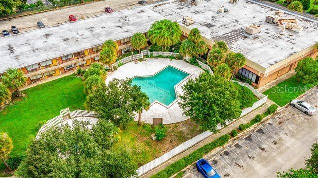 SANDLAKE COURTYARDS CONDO 5901/3515 - Residential