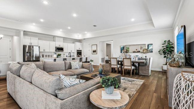 GOLDEN GATE ESTATE UNIT 37 - Residential