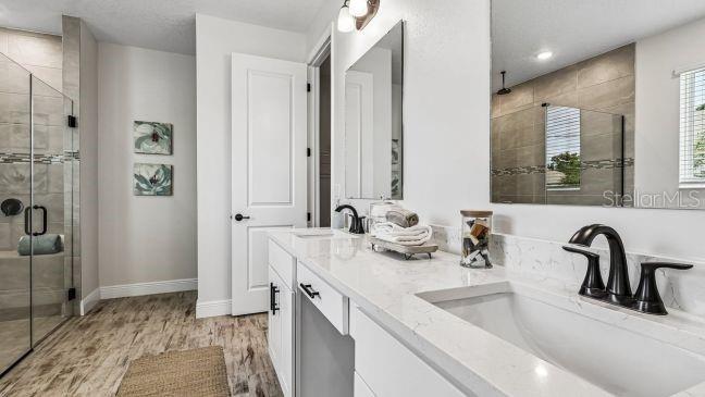 GOLDEN GATE ESTATE UNIT 37 - Residential