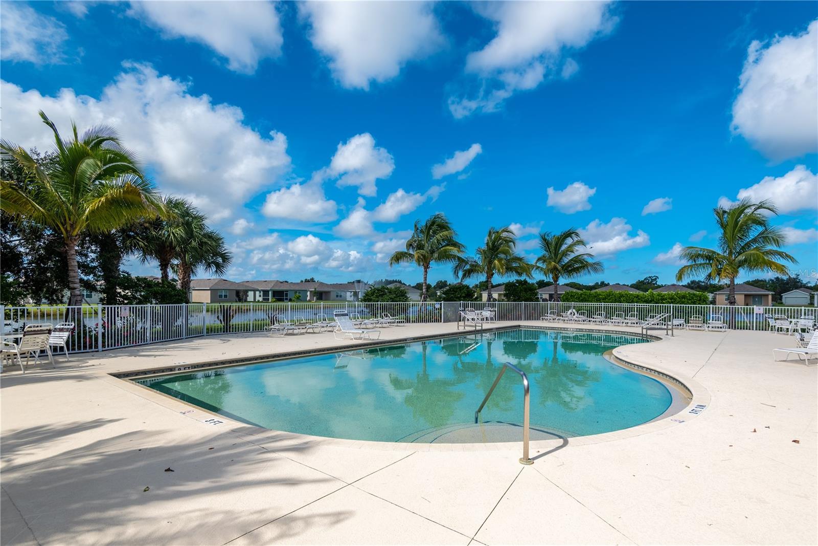 CALUSA CRK - Residential