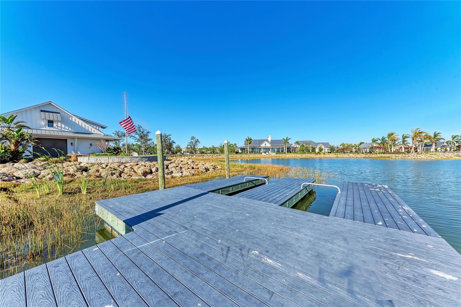 LAKEHOUSE COVE/WATERSIDE PH 1 - Residential