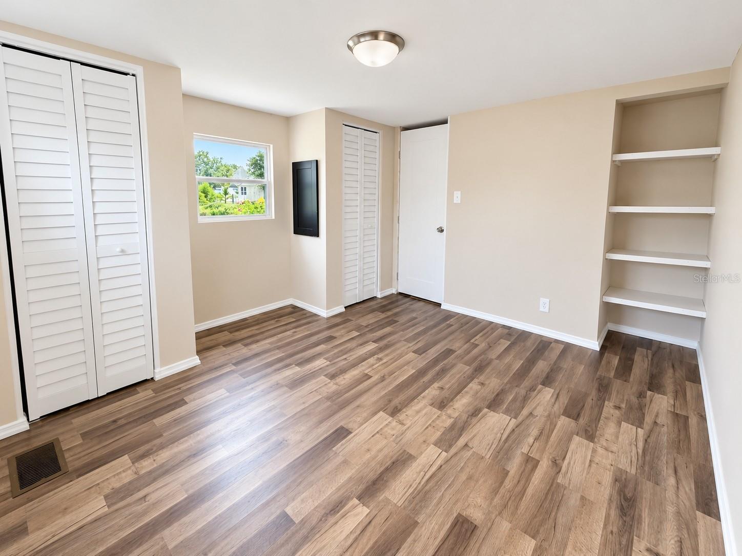 ALTA VISTA - Residential