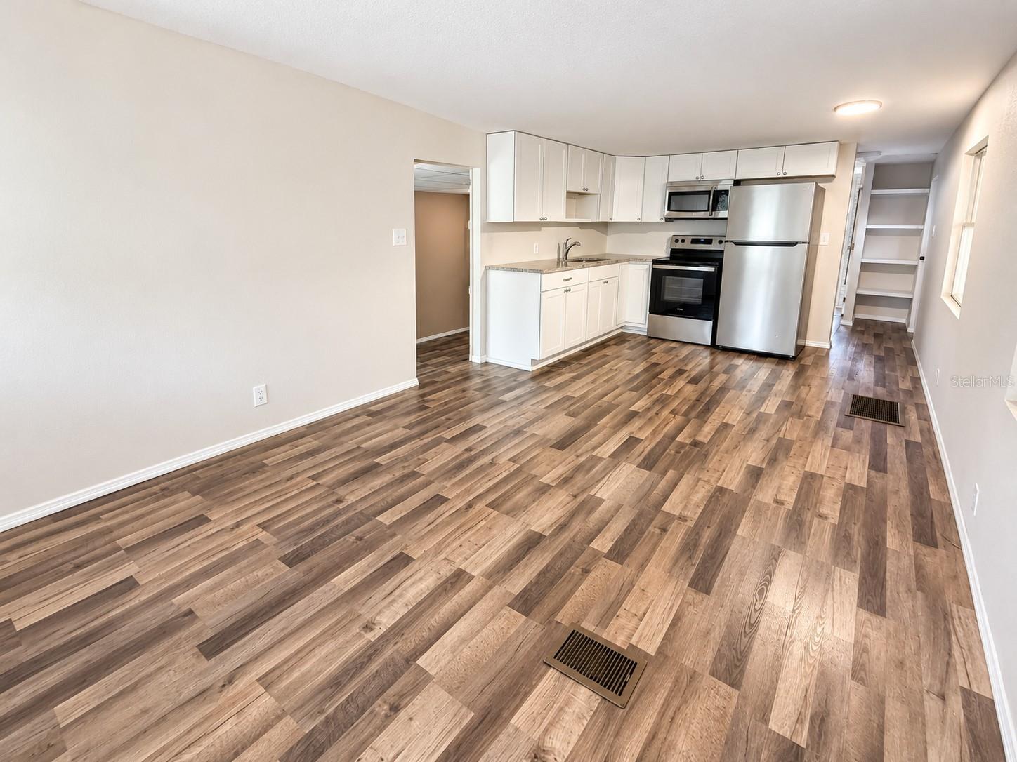 ALTA VISTA - Residential