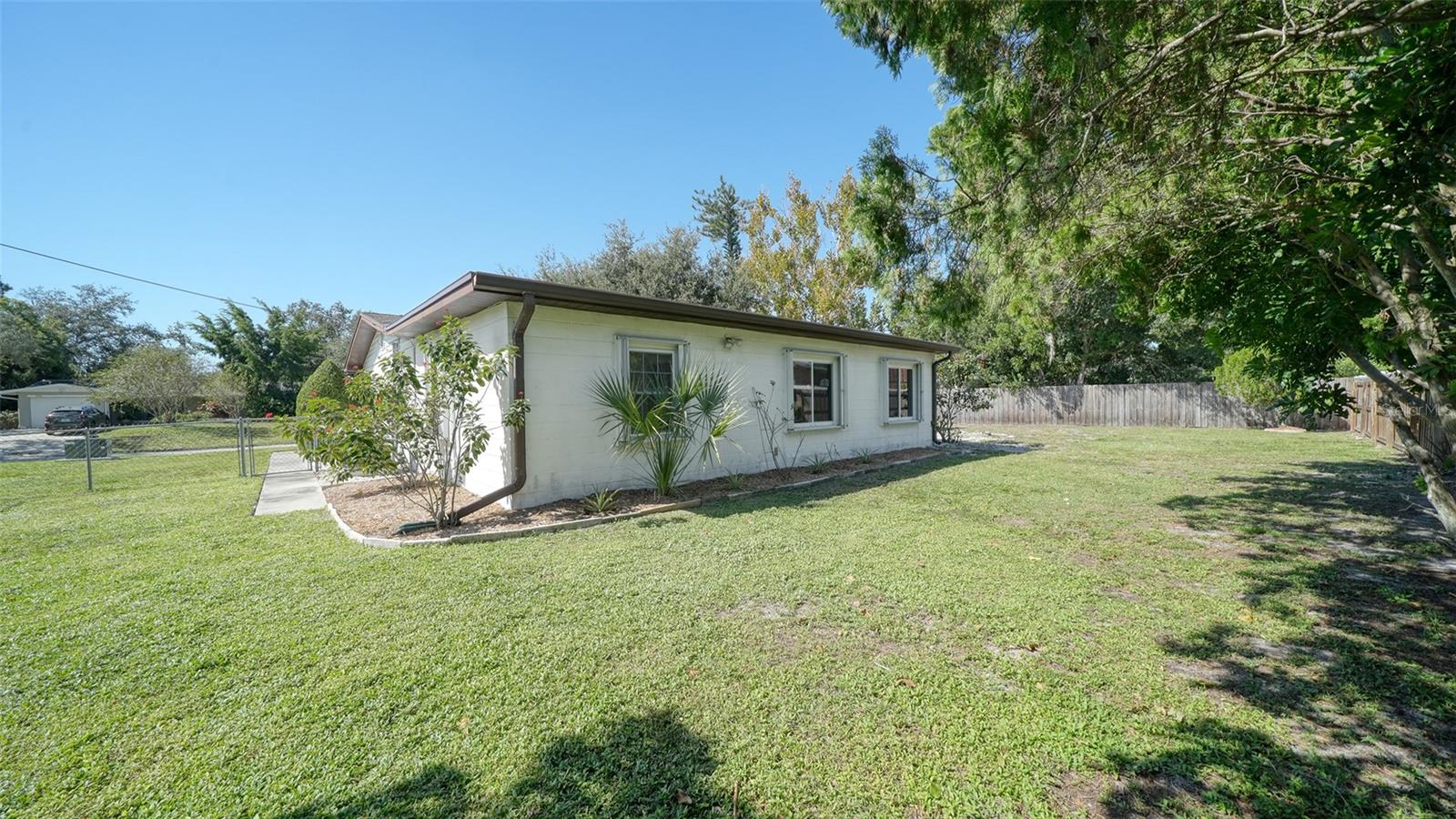 SOUTH GATE - Residential