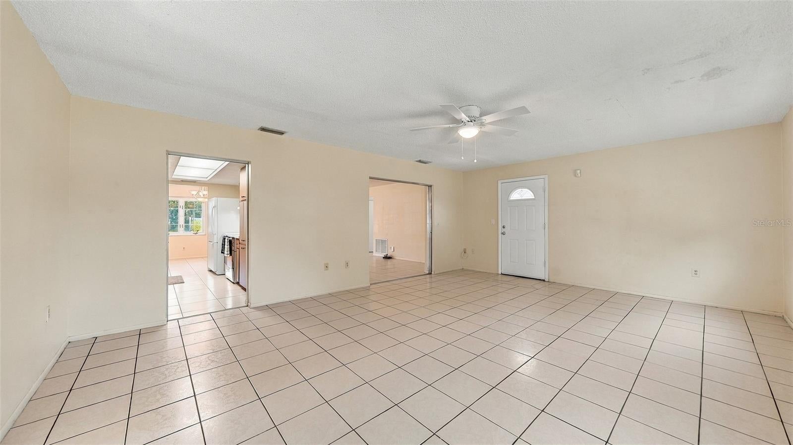 SOUTH GATE - Residential