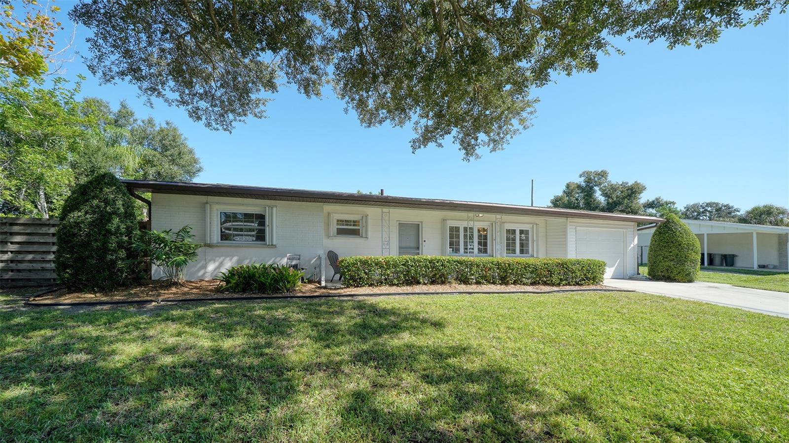 SOUTH GATE - Residential