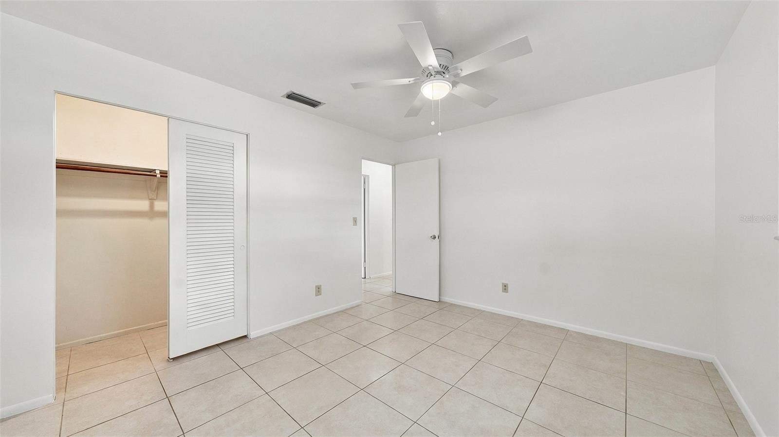 SOUTH GATE - Residential