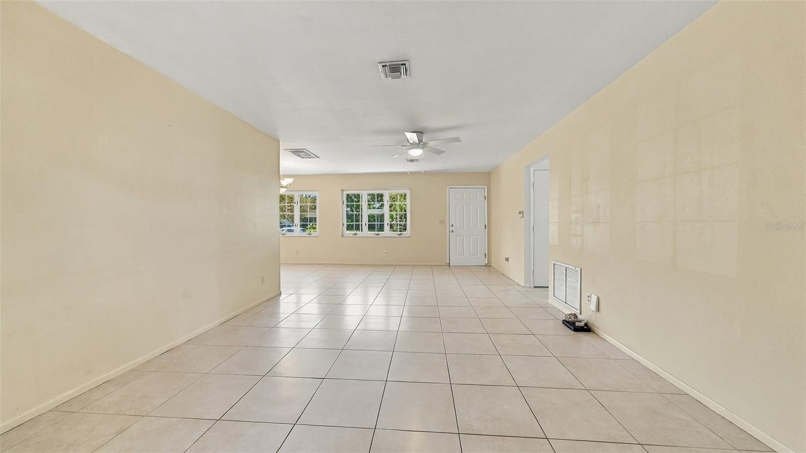 SOUTH GATE - Residential