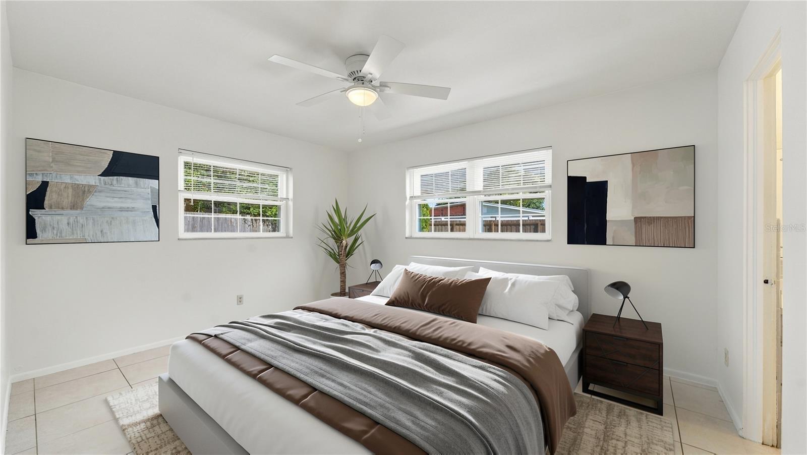 SOUTH GATE - Residential