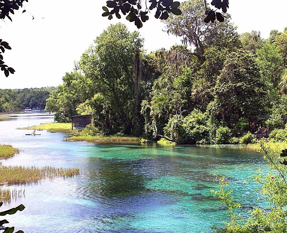 RAINBOW LAKES ESTATE - Land